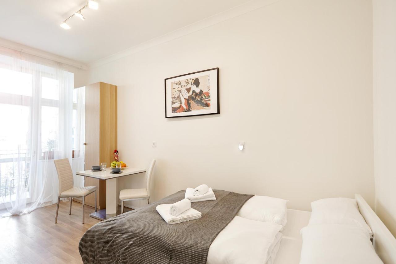 Friendly apartments in Prag Exterior foto
